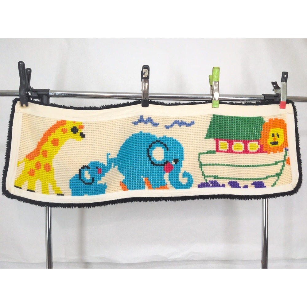 VTG Kids Room Rug Carpet Wall Hanging Decor Noahs Ark Elephant Latch Hook - Picture 8 of 8